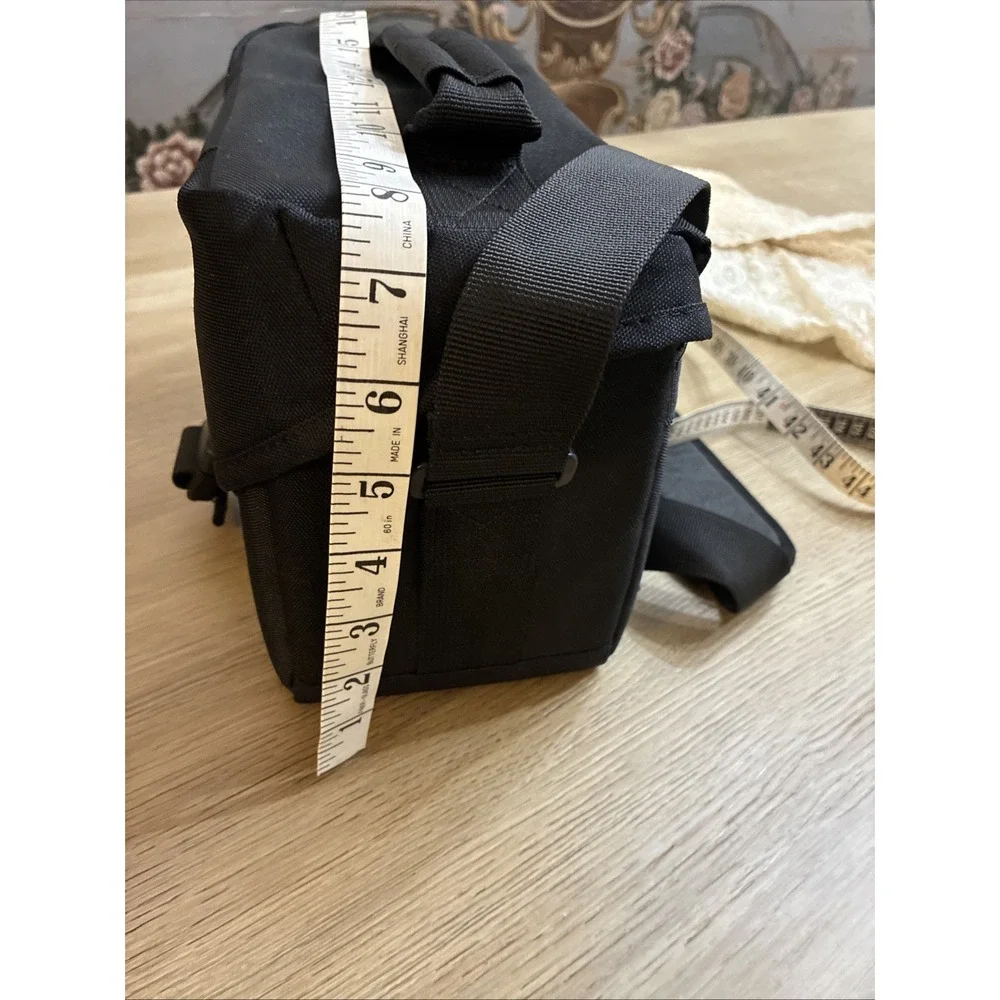 Canon  Camera Carry/Shoulder Bag large size (10X7X6) Black